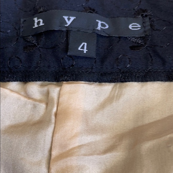 HYPE PIQUE BLACK LINED SLACKS - Picture 4 of 5